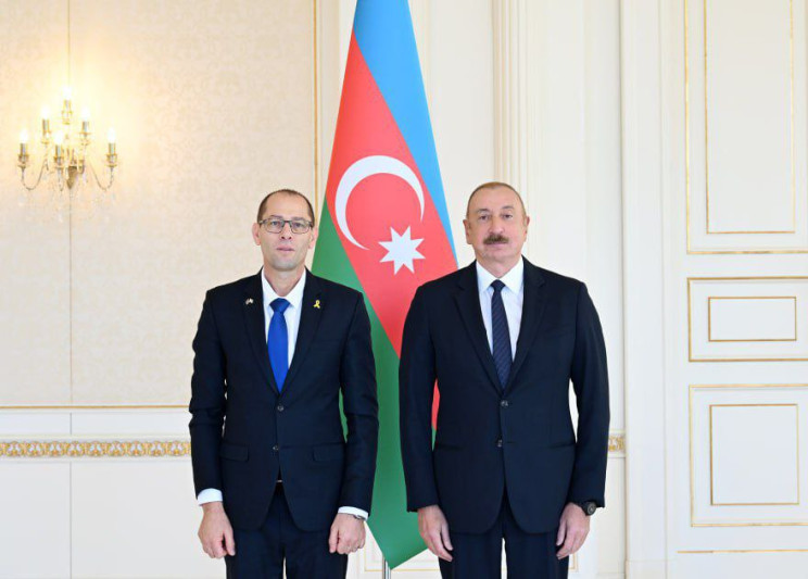 İlham Əliyev İsrailin Azərbaycandakı yeni səfirinin etimadnaməsini qəbul edib