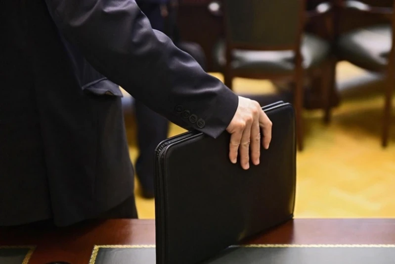 Azərbaycanda pensiya yaşına az qalan şəxslərin işdən çıxarılması qadağan edilə bilər