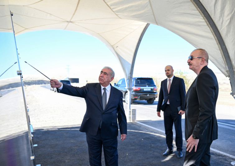 Prezident İlham Əliyev Cəbrayıl rayonunda “Şəfəq” Günəş Elektrik Stansiyasına gedən avtomobil yolunun açılışında iştirak edib