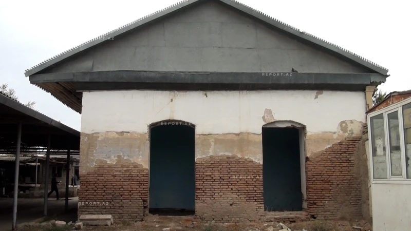 Salyanda qəzalı vəziyyətə düşən 111 yaşlı məscid təmir olunacaq