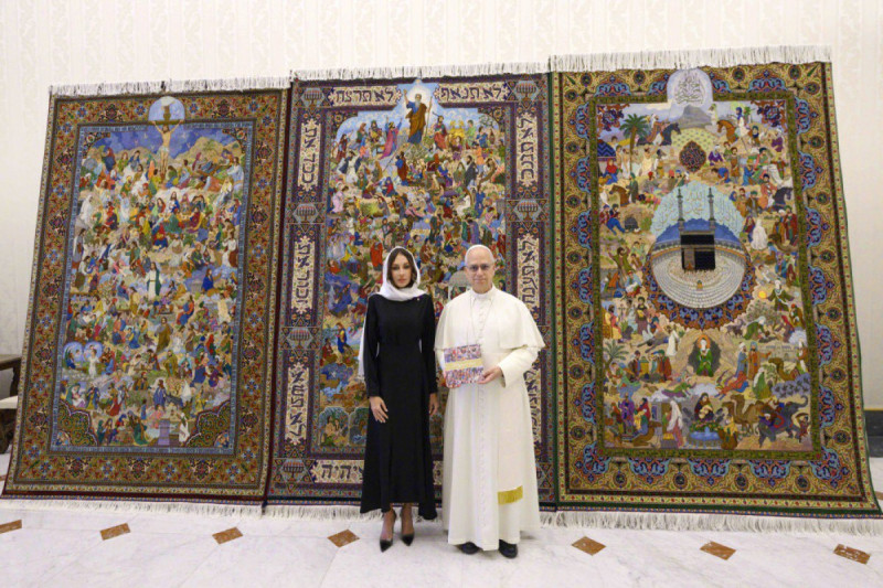 “Səmavi dinlər” layihəsi Vatikanda təqdim edilib