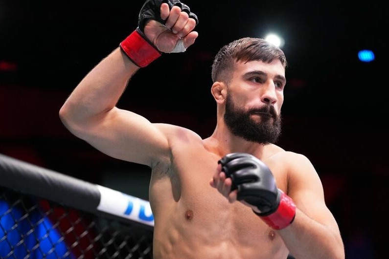 Nazim Sadıxov Fares Ziamla Las-Veqasdakı “UFC 323” döyüşündə nə qədər qazanıb? – ARAŞDIRMA