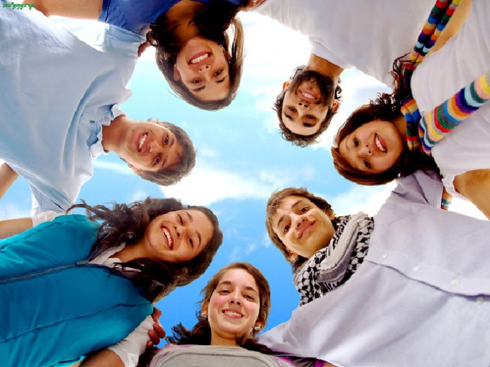 Bu gün Azərbaycanda Gənclər Günüdür