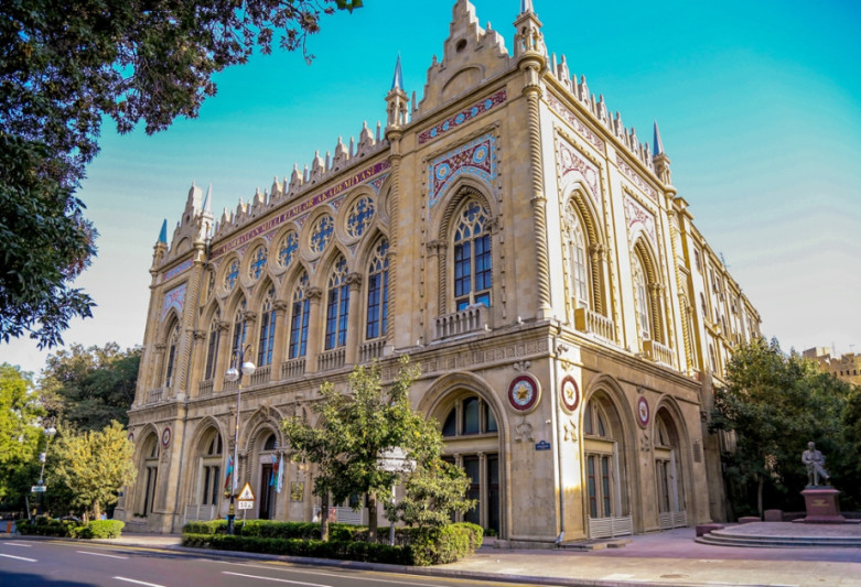 AMEA: Ramiz Mehdiyev Akademiyanın həqiqi üzvlüyündən xaric ediləcək