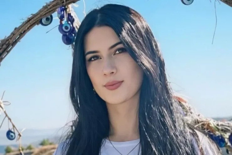 Şəhla müəllimə liseydə işinə qayıdıb?