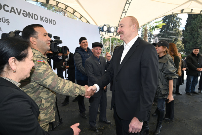 Prezident İlham Əliyev Xocavənd şəhər və Xocavənd kənd sakinləri ilə görüşüb