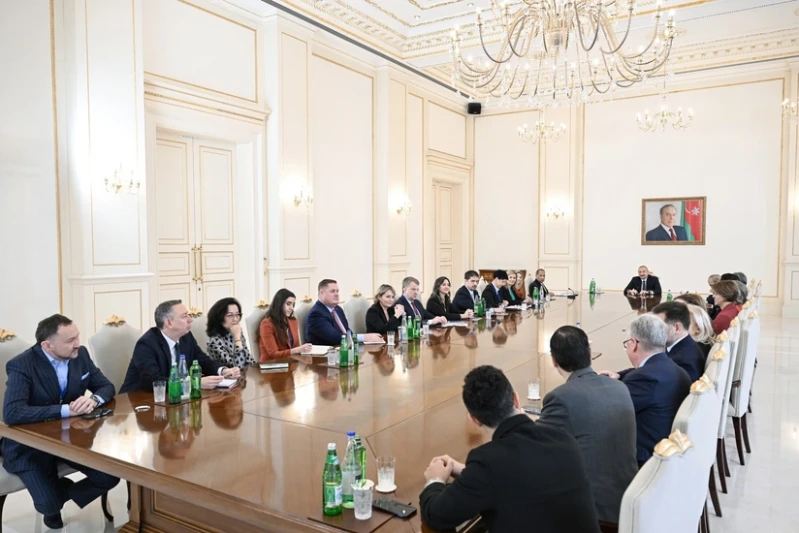 İlham Əliyev ABŞ Ticarət Palatasının nümayəndə heyətini qəbul edib