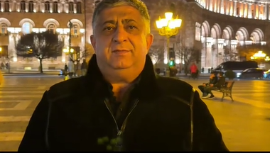 İrəvanın mərkəzindən qohumlarını salamlayan azərbaycanlı kimdir? – “Xalaoğlu, dur gəl, yeyib-içək”/VİDEO