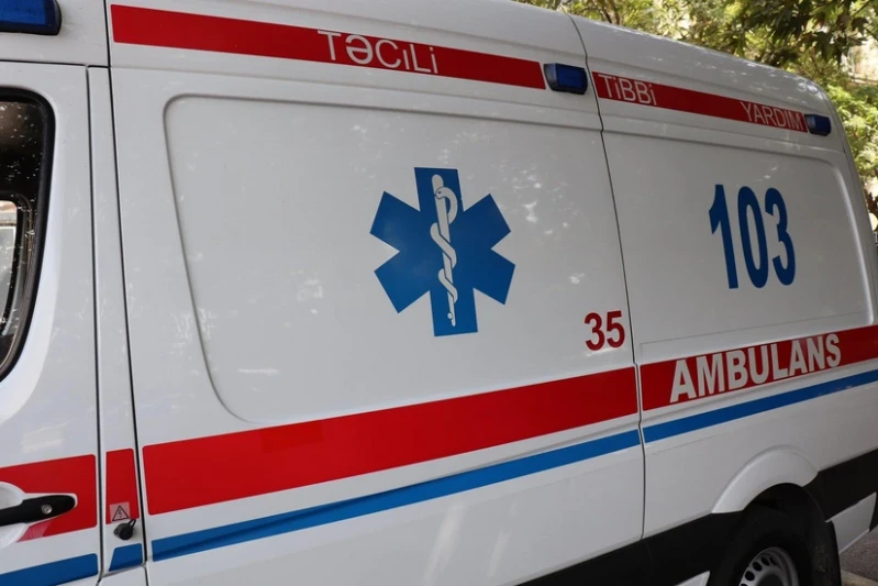 Küləkli hava şəraiti bir nəfərin ölümünə səbəb olub - RƏSMİ