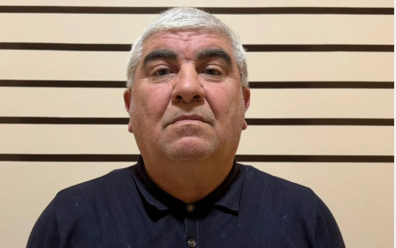 Beş nəfərə 200 mindən çox pul “atan” müəllimə - Bu cəza verildi