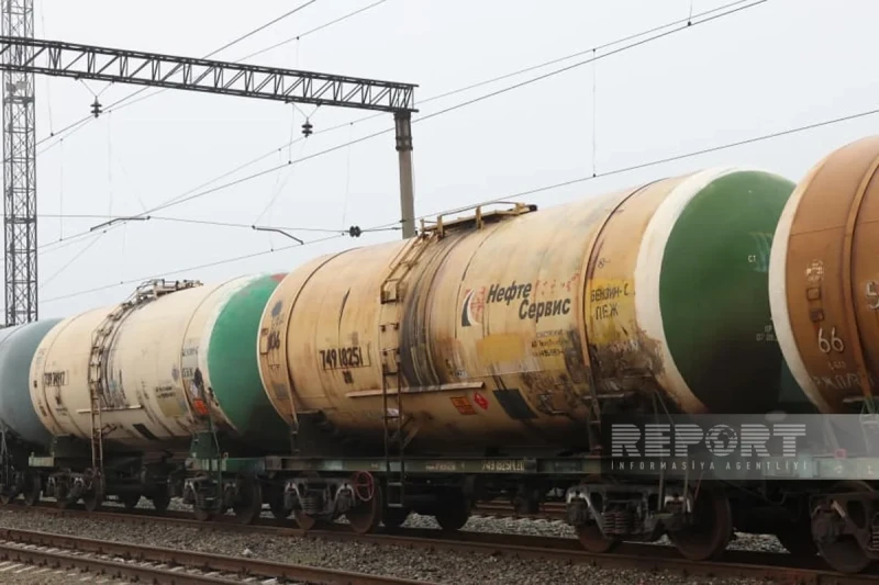 Ermənistana dizel yanacağı və gübrə daşıyan qatar Biləcəridən yola düşüb