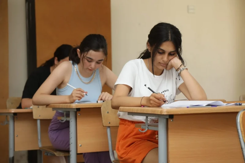 Bazar günü Azərbaycan dili fənni üzrə imtahan keçiriləcək