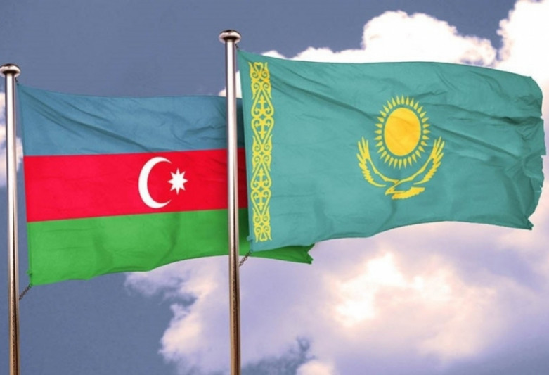 Qazaxıstan Azərbaycanla elektron icazə blanklarını istifadəyə verib