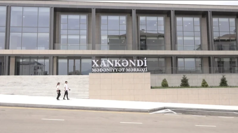 Xankəndidə ötən əsrin sonlarında inşa edilən Mədəniyyət Mərkəzi yenidən istifadəyə verilib
