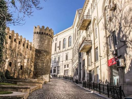 İçərişəhərdə razılaşdırılmamış tikinti-bərpa işlərinin aparılması qadağan olunub
