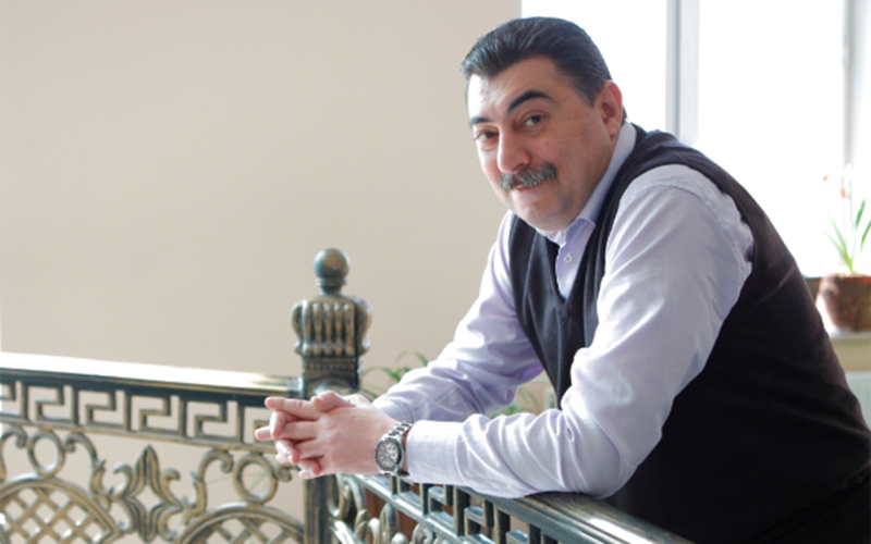 Kanalı borcla təhvil almışdıq, maaş ödənişləri mənim hesabıma olub - Vado Korovin