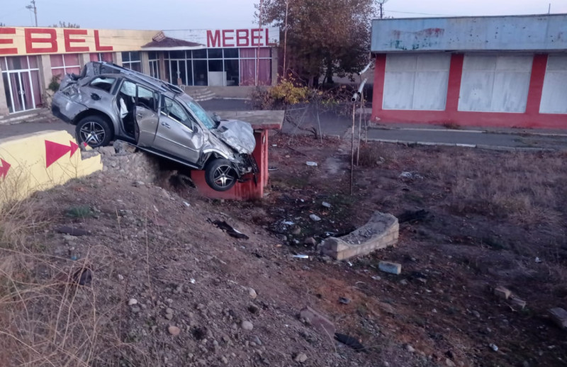 220 km/saat sürət, faciəvi ötüşmə, vəsiqəsiz sürücü və iki ölüm - TƏFƏRRÜAT