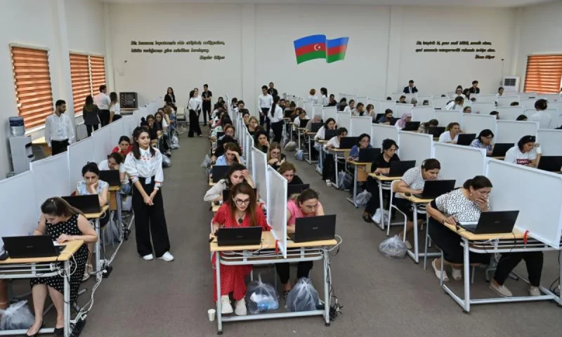 Sertifikasiya imtahanlarında 4 fənn üzrə 5 texniki səhv aşkarlanıb