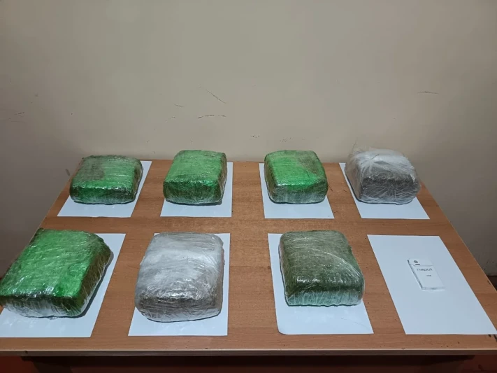 İrandan Azərbaycana 8 kiloqrama yaxın narkotikin keçirilməsinin qarşısı alınıb