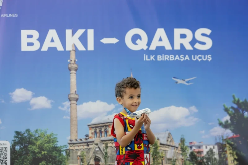 AZAL Qarsa ilk reysini həyata keçirib - FOTO