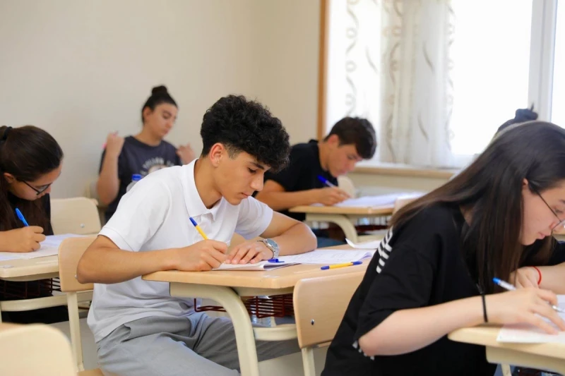 I ixtisas qrupu üzrə 16 265 dövlət sifarişli plan yeri ayrılıb