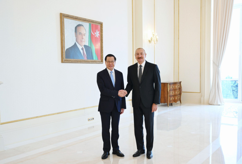 Prezident İlham Əliyev Çin Ali Xalq Prokurorluğunun Baş prokurorunun başçılıq etdiyi nümayəndə heyətini qəbul edib