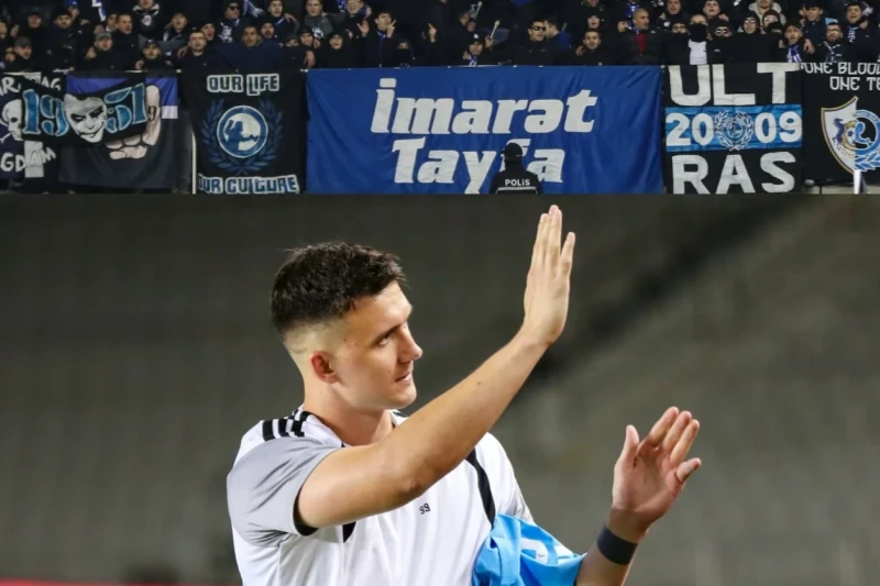 Qarabağ Koxalskinin gedişini rəsmən açıqladı