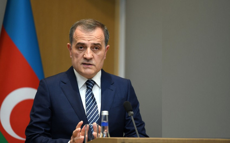 Ceyhun Bayramov: Bulvarın bəlli ərazilərində Xəzərdəki azalmaları aşkar görmək mümkündür