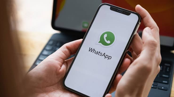 MŞ jurnalistlərin adından saxta WhatsApp hesablarının yaradılması ilə bağlı xəbərdarlıq edib