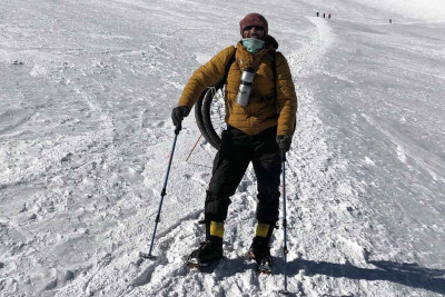 Azərbaycanlı velosəyyah Lenin zirvəsinə yüksələrək dünya rekordu qırıb