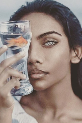 Hindistanlı model Rauda Atif