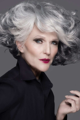 Kriptovalyutaları bir tvitlə çökdürən adamın anası - Mey Mask