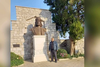 Erməni əsirliyindən azad edilən Dilqəm Əsgərov Qarabağa səfər edib