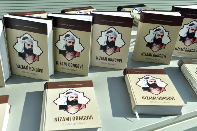 Nizamini oxuyaq adlı kitab-albomunun və fotosərginin təqdimatı olacaq