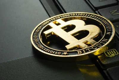 Bitcoin-in məzənnəsi son iki ayın ən aşağı həddinə enib