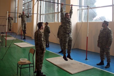 Hərbi qulluqçulara məharət dərəcələrinin verilməsi üçün sınaq imtahanı təşkil edilib