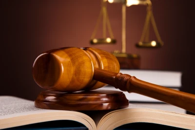 Ana və oğlunu avtomobillə vuraraq öldürən sürücüyə hökm oxunub