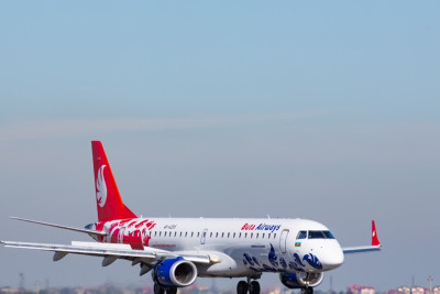 Bakı-İstanbul təyyarəsinin uçuşu gecikir