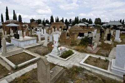 Molla qəbiristanlıqda “Yasin” oxuyarkən dünyasını dəyişib