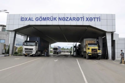 Azərbaycan gömrükçüləri İrandan Gürcüstana yük aparan avtomobildə narkotik aşkarlayıb