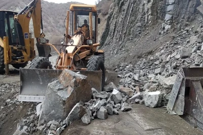 Lahıcda torpaq uçqunu baş verib