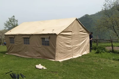 Lerikdə evi uçan şəxslərə çadırdan ev düzəldilib