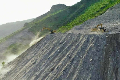 Qubadlı-Eyvazlı avtomobil yolunun tikintisi davam edir