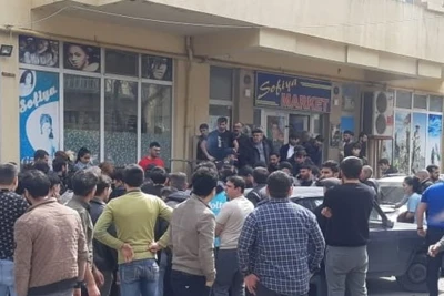 Bakıda gənc qız eyvandan özünü ataraq intihara cəhd edib