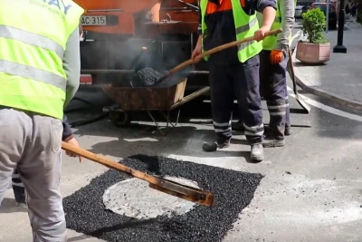 Bakı yollarının “lükları”: yaddan çıxmış iş, yoxsa texnoloji proses