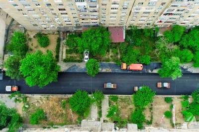 Bakıxanovda yol təmir edilir