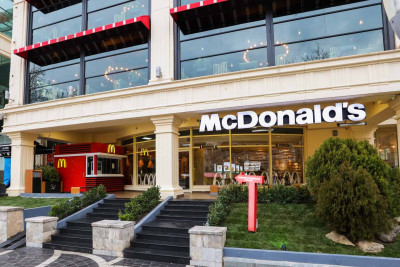McDonald’s Azərbaycan işə düzəlməkdə çətinlik çəkən şəxslər üçün layihələr həyata keçirəcək