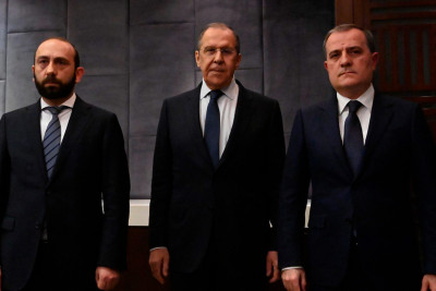 Azərbaycan, Rusiya və Ermənistan XİN rəhbərləri görüşüb