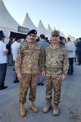 Azərbaycan müdafiə naziri Türkiyədə Pakistanın rəsmisi ilə görüşüb