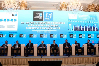 Bakıda Azərbaycan-QDTİB biznes forumu keçirilir